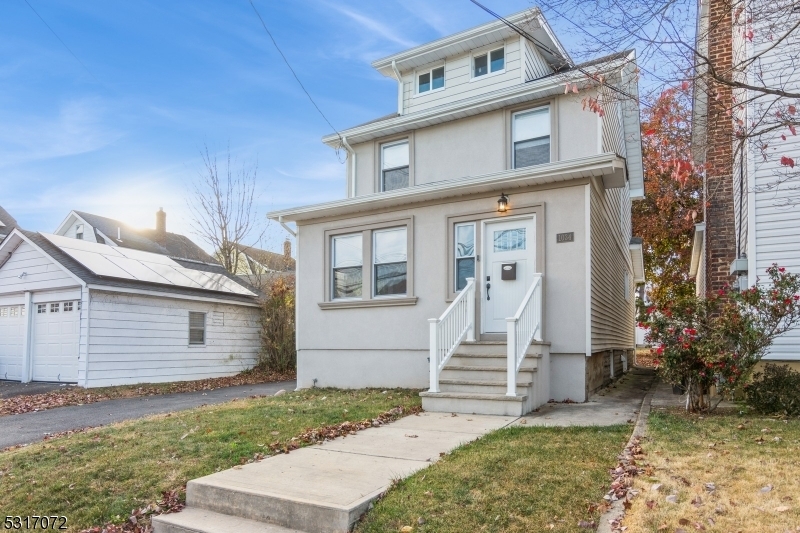 Property Photo:  1034 Grandview Ave  NJ 07083 