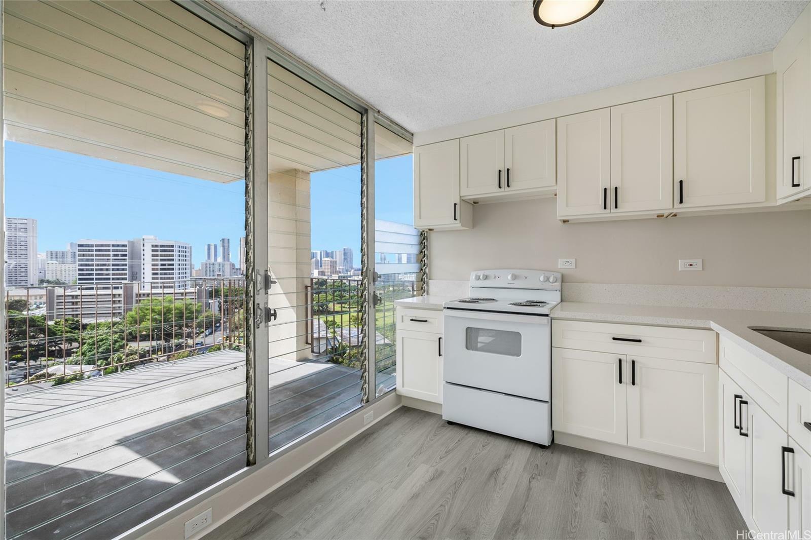 Property Photo:  1634 Makiki Street 1002  HI 96822 