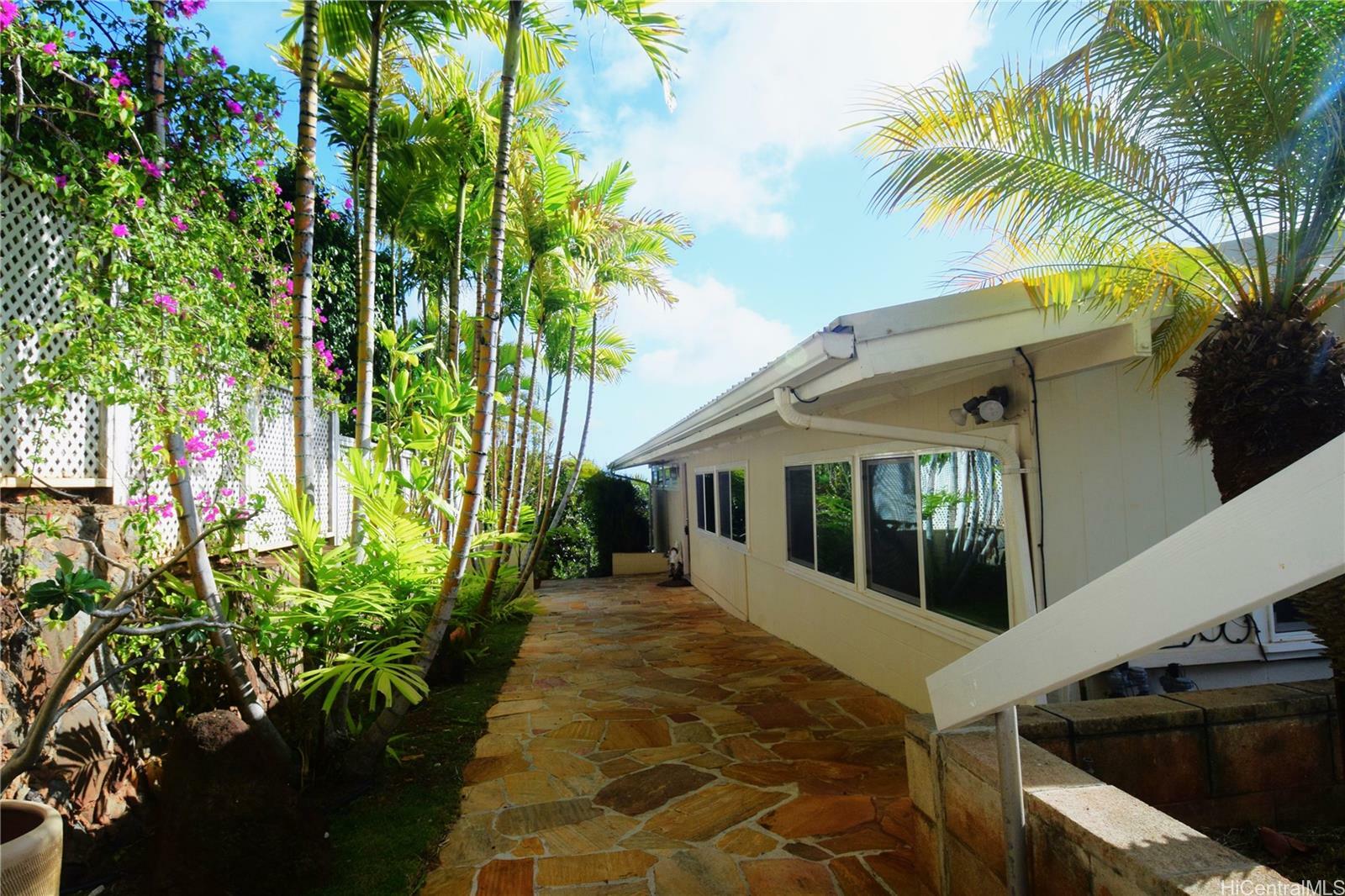 Property Photo:  1889 Halekoa Drive  HI 96821 