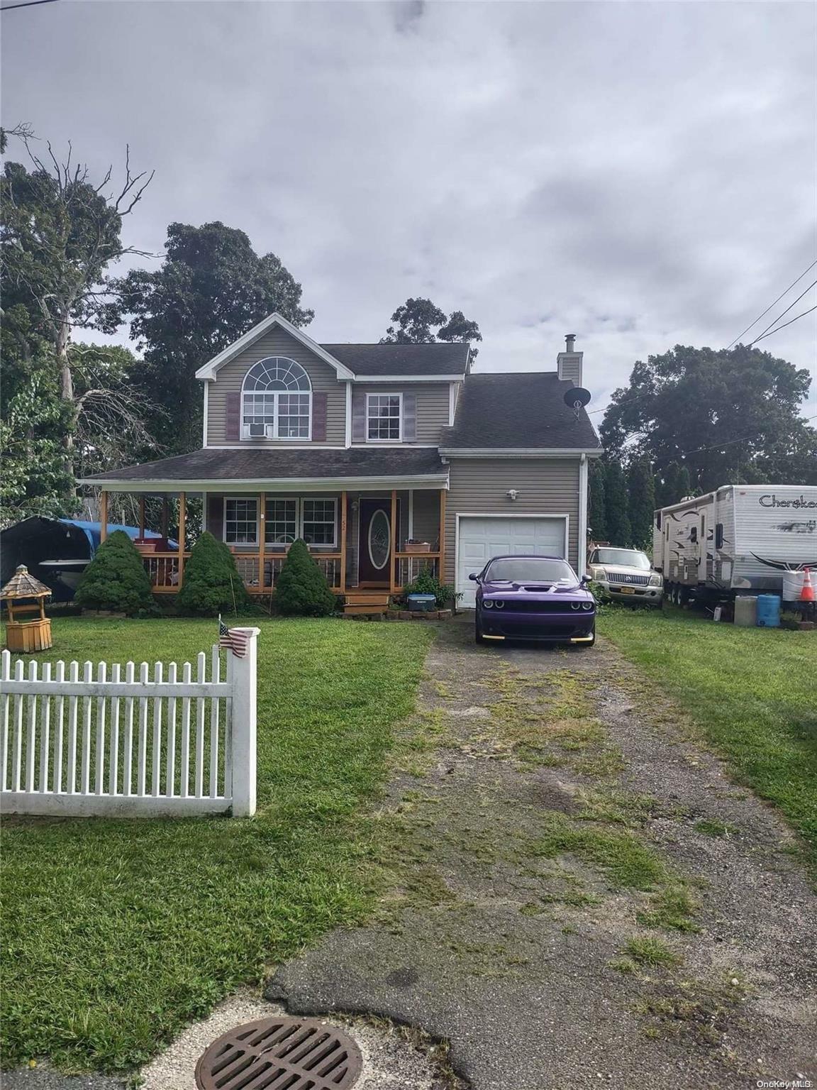 Property Photo:  52 Arpage Drive E  NY 11967 