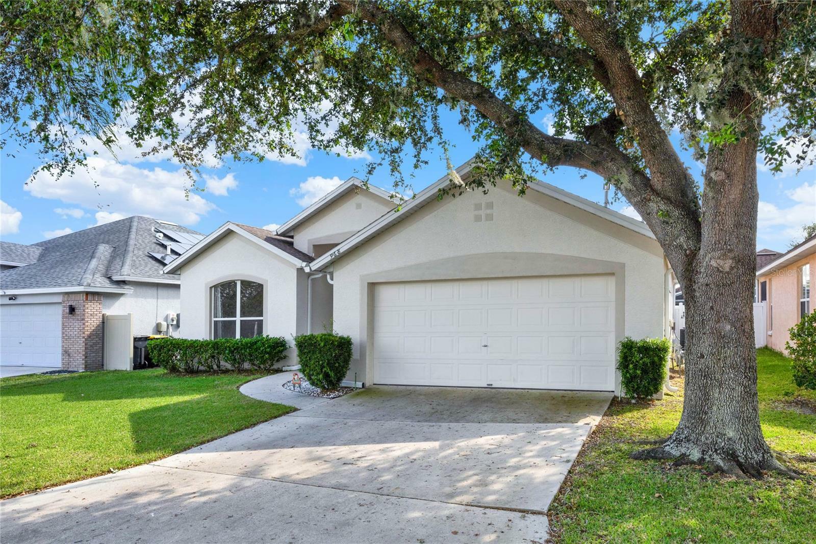 Property Photo:  968 Jaybee Avenue  FL 33897 