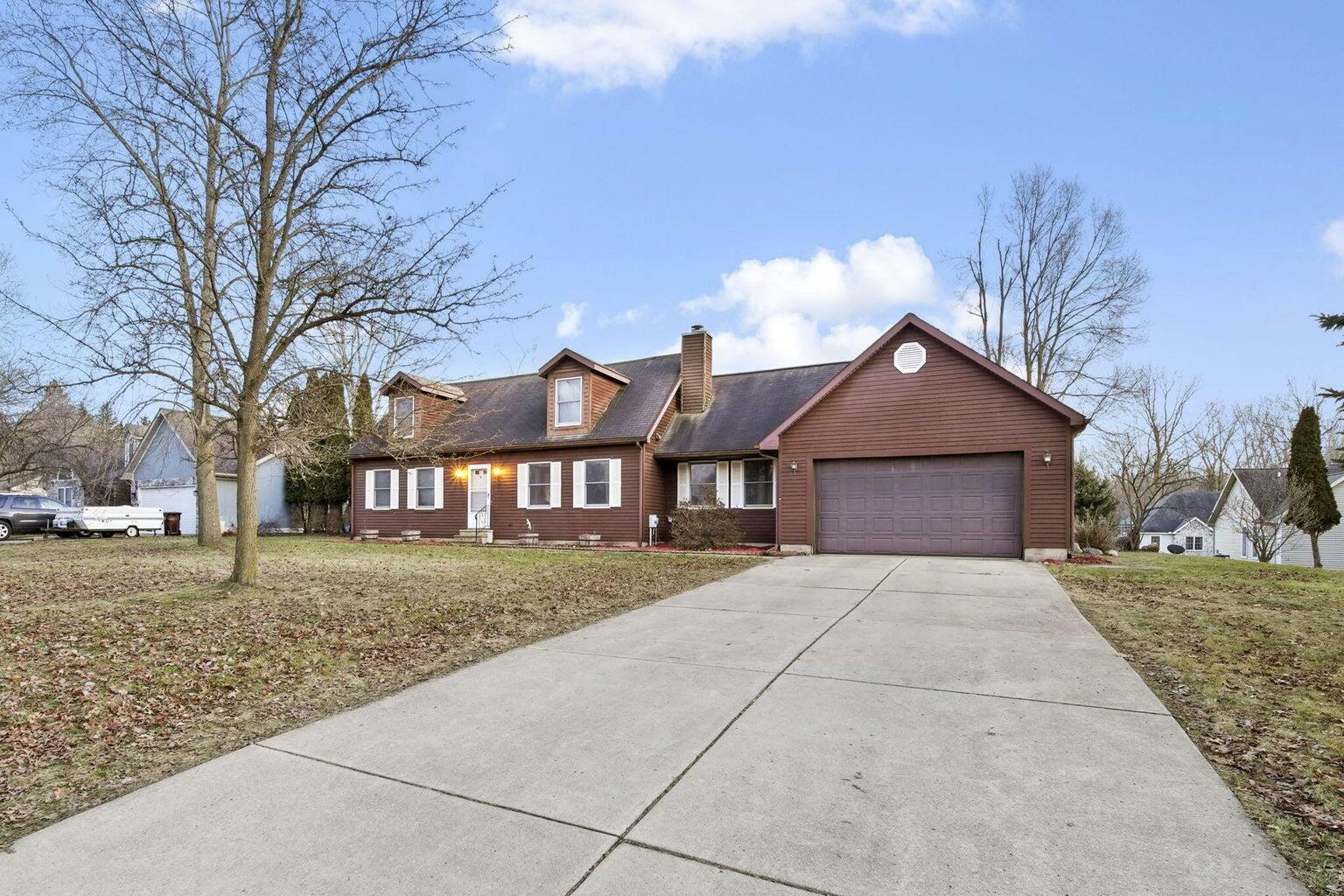 Property Photo:  2313 Ridgeway Road  MI 49203 