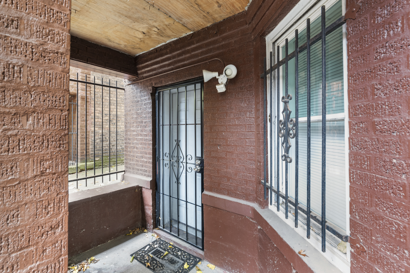 Property Photo:  1040 N Springfield Avenue G  IL 60651 