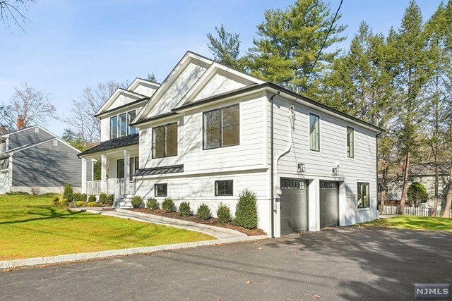 Property Photo:  667 Howard Road  NJ 07450 