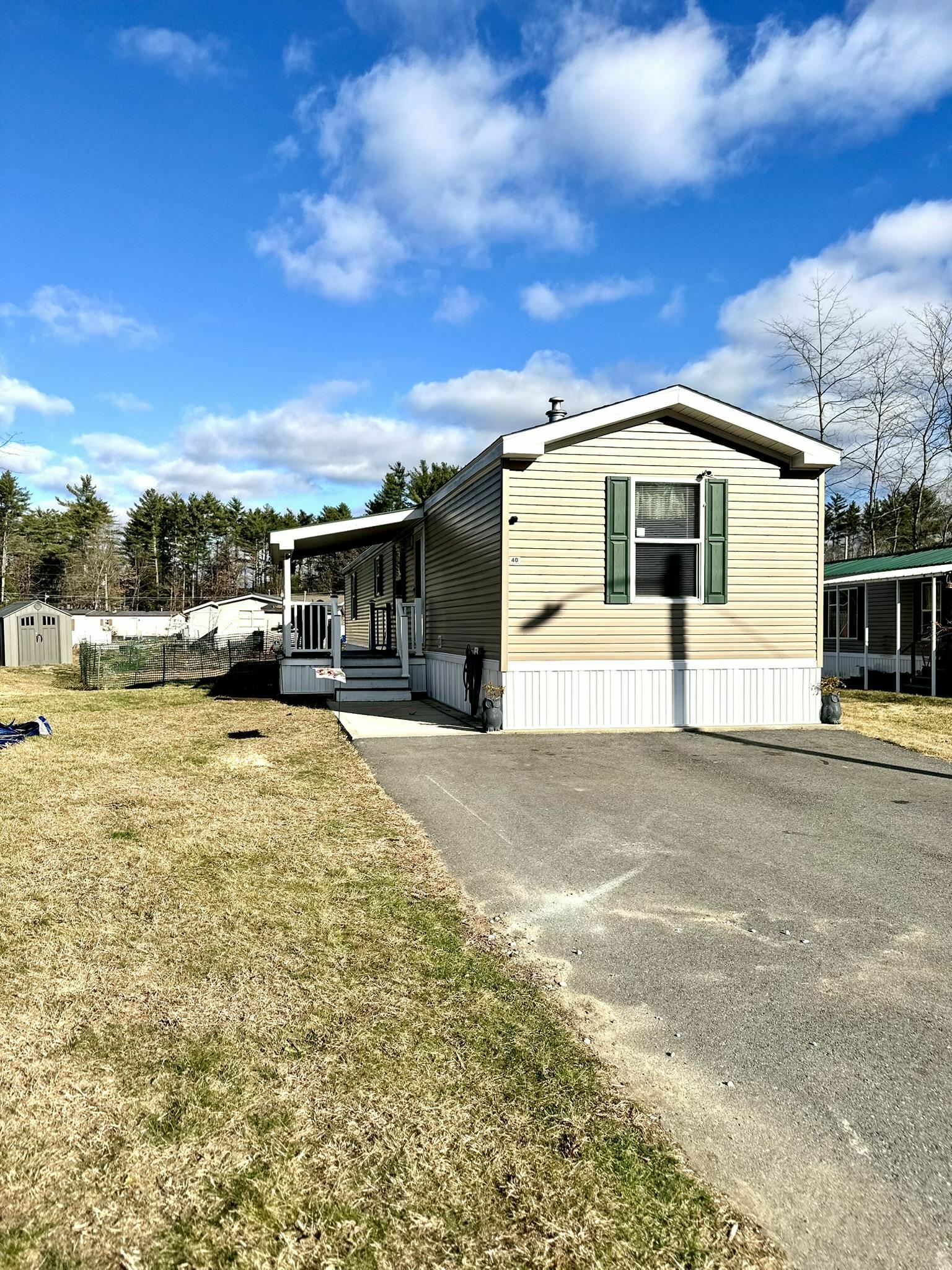 Property Photo:  40 Blue Jay Court  NH 03431 