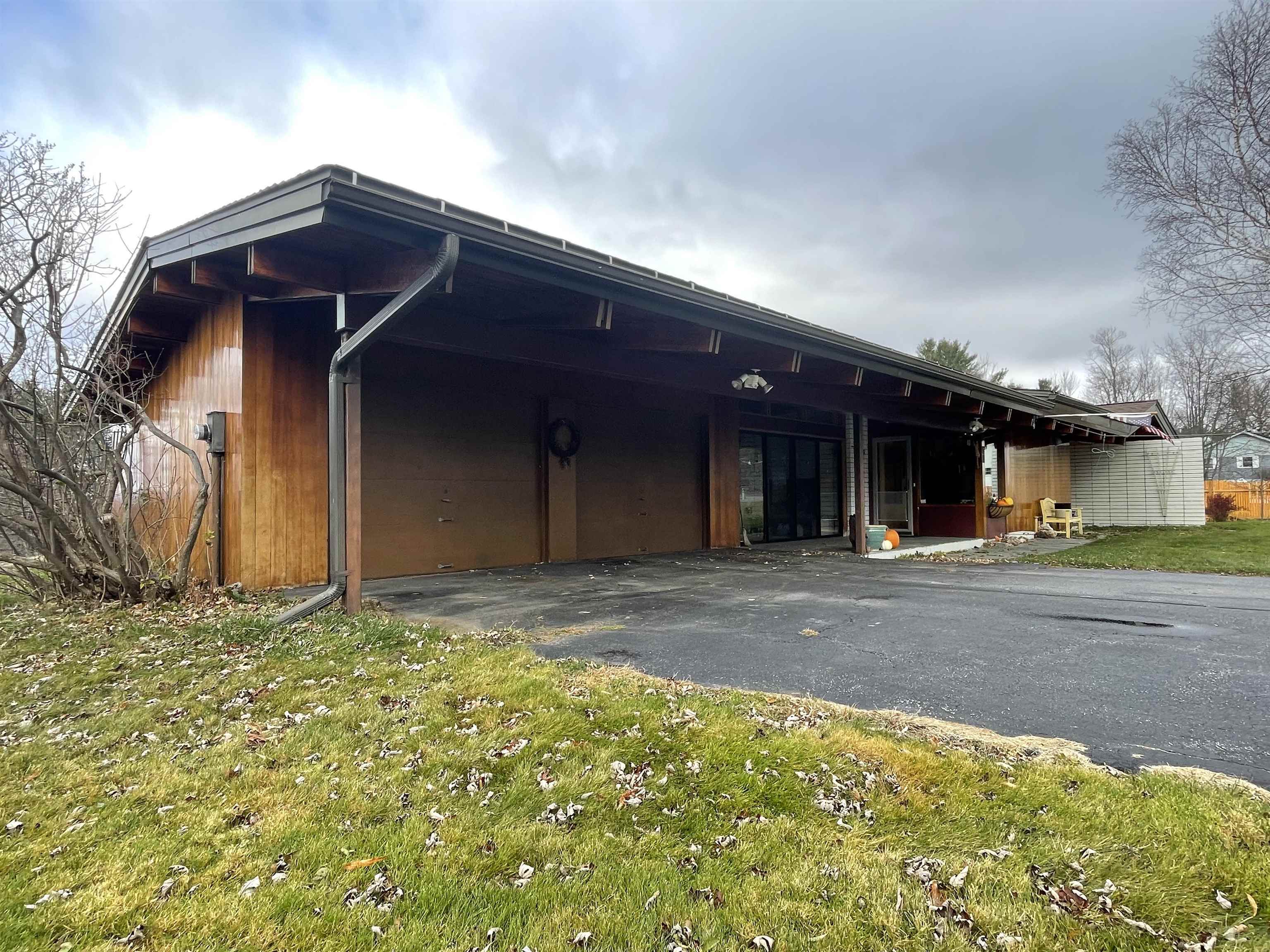 Property Photo: 32 Windy Wood Road VT 05641