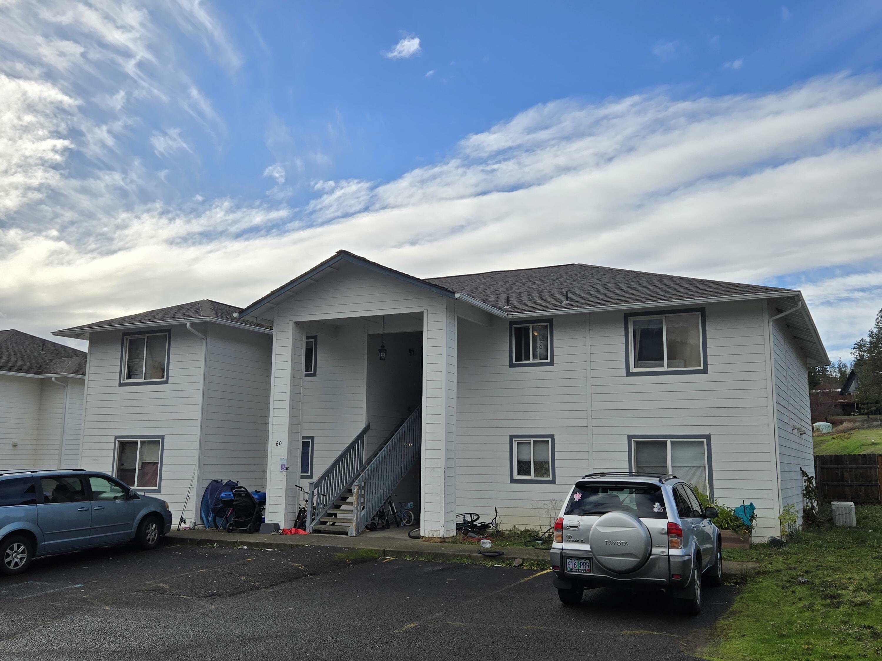 Property Photo: 60 Dion Court 4 OR 97539