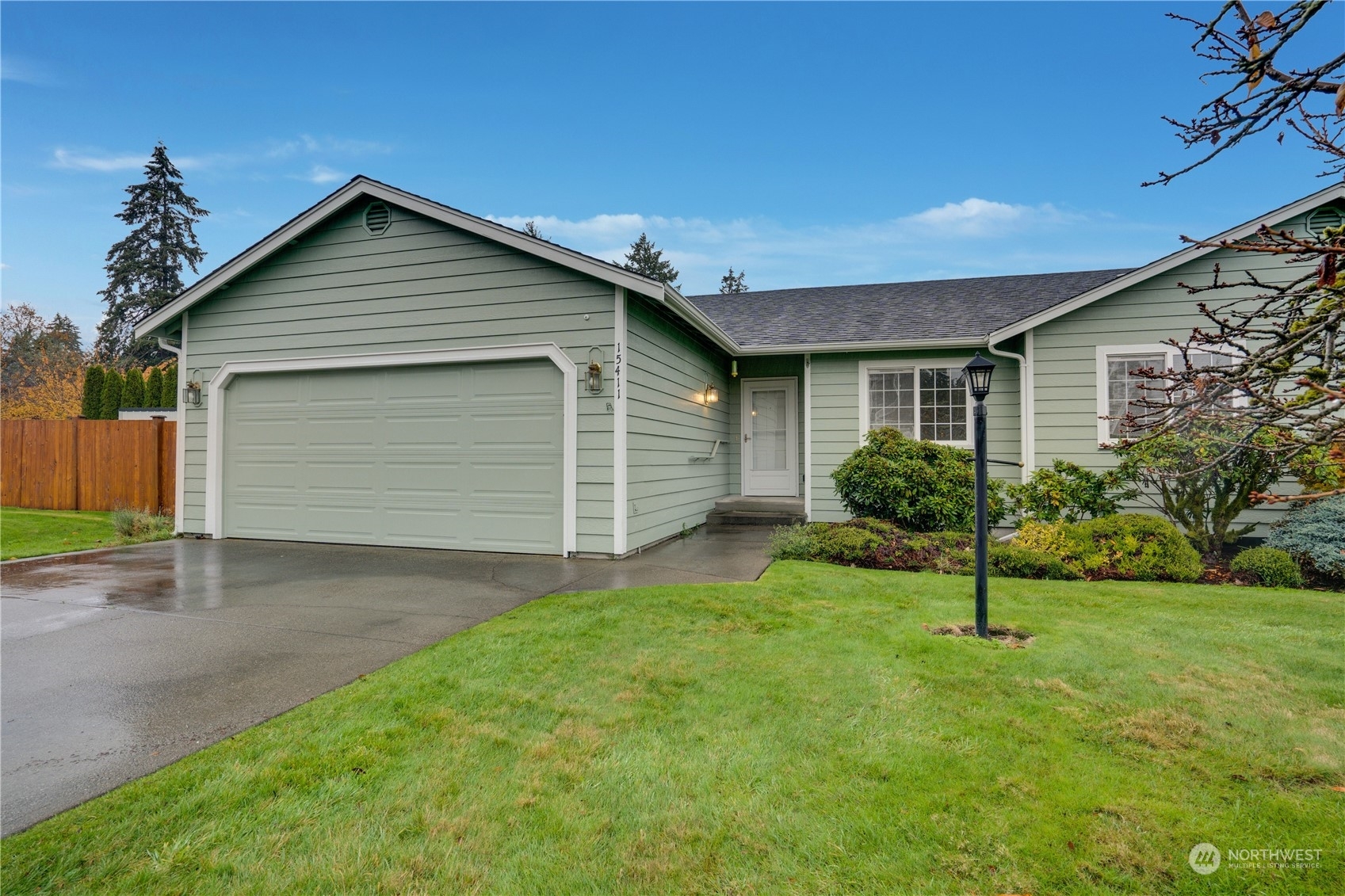 15411 8th Avenue Ct E  Tacoma WA 98445 photo