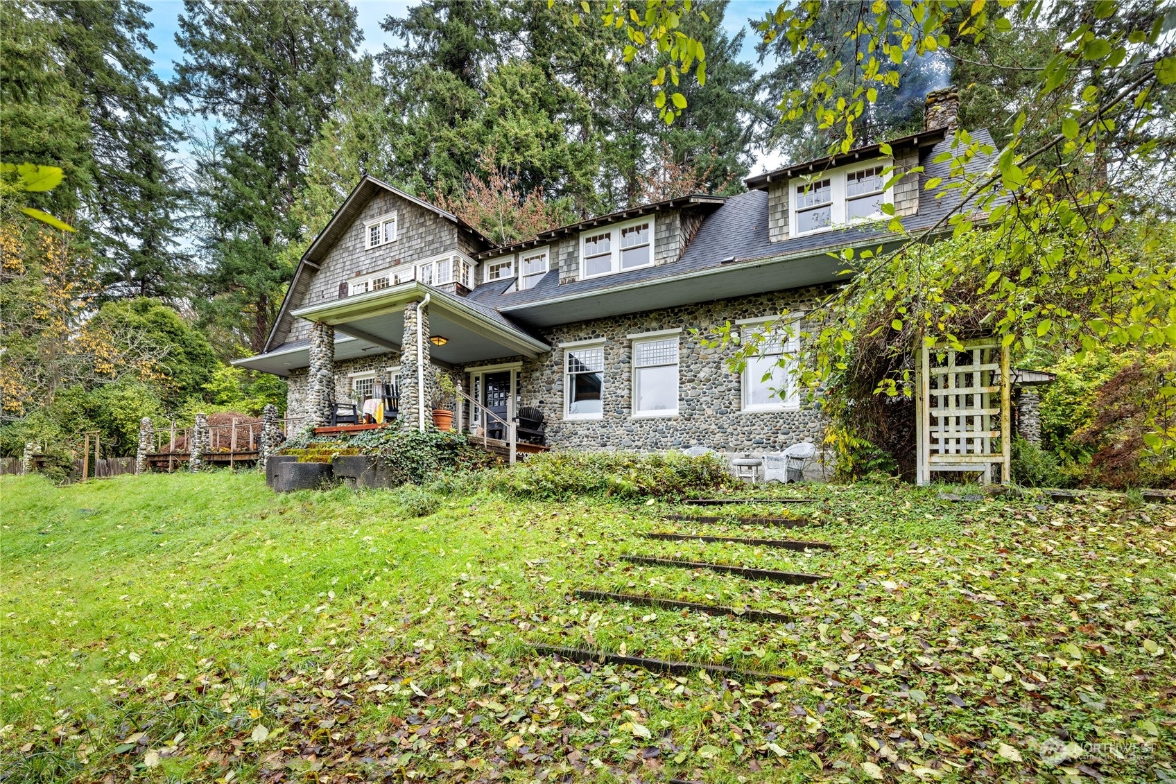 5151  Crystal Springs Drive NE  Bainbridge Island WA 98110 photo