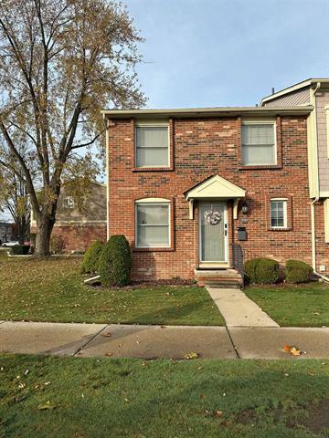 20269 Great Oaks Cir. S Circle  Clinton Twp MI 48036 photo