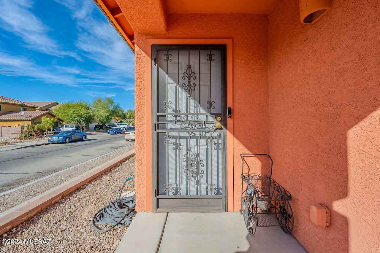 Property Photo:  3939 E Agate Knoll Drive  AZ 85756 