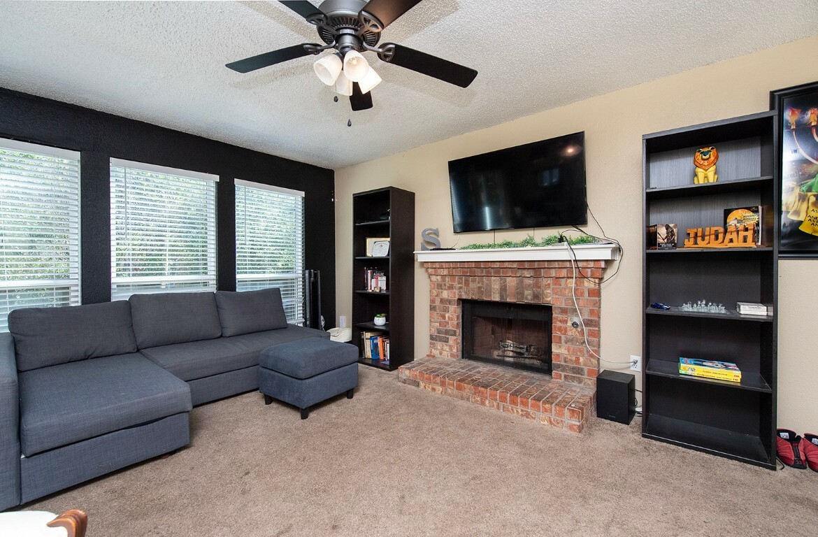 Property Photo:  12209 Alderbrook Drive A And B  TX 78758 