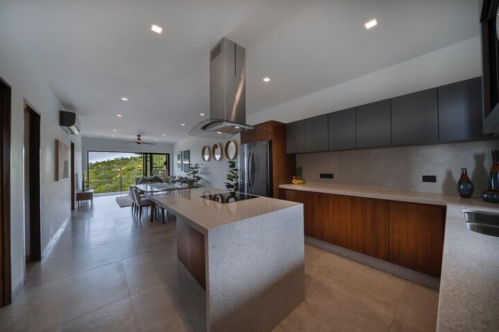 Property Photo:  404  BS  