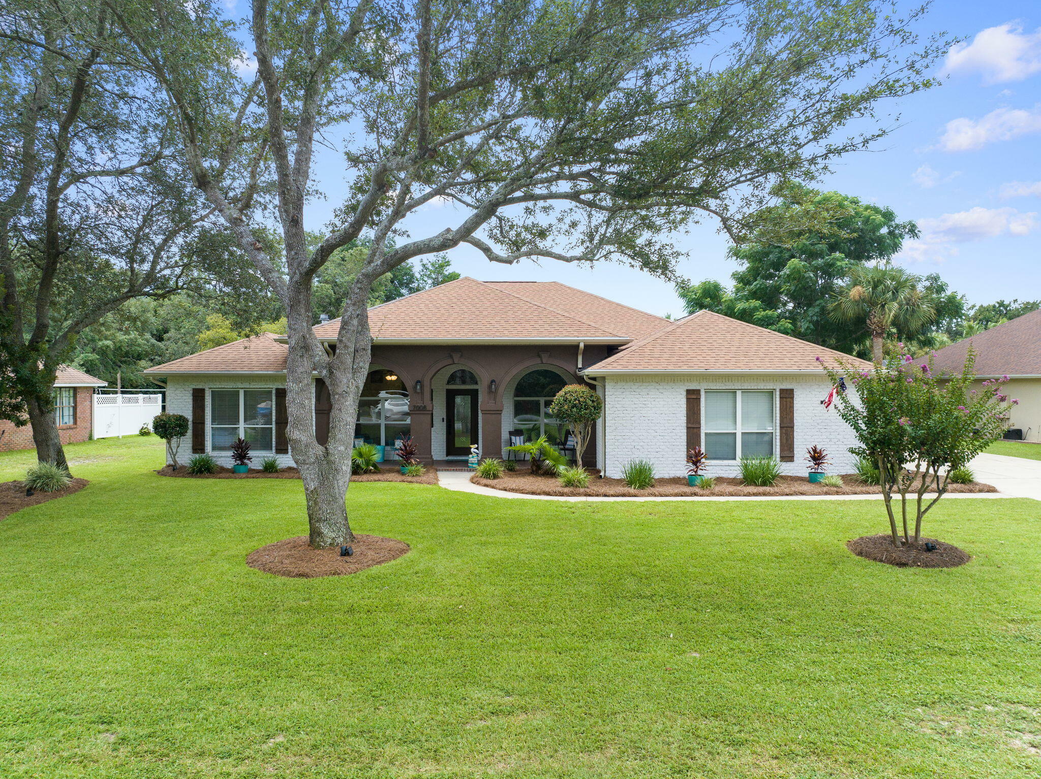 Property Photo:  7008 Turnberry Circle  FL 32566 