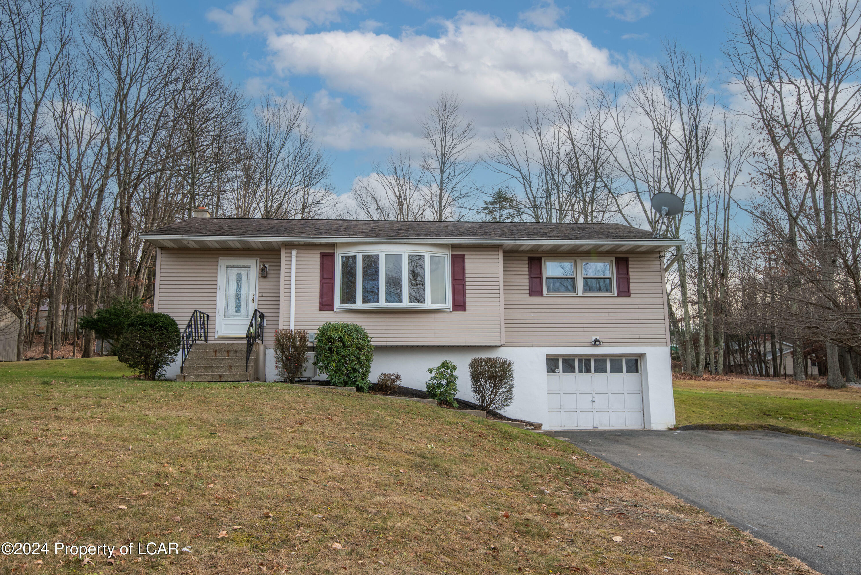 Property Photo:  21 Greenwood Drive  PA 18707 