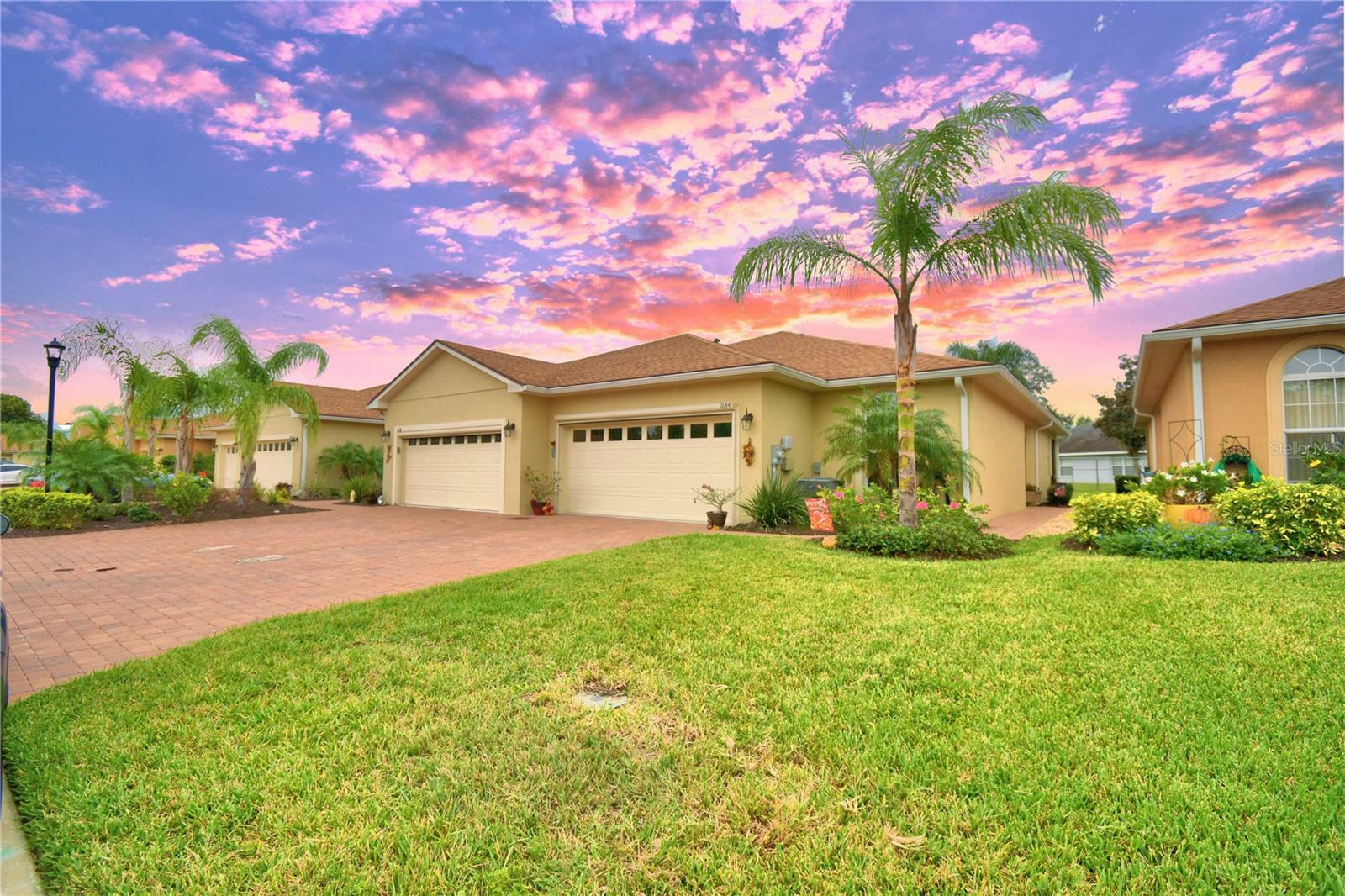 Property Photo:  1644 Linz Ct  FL 33884 