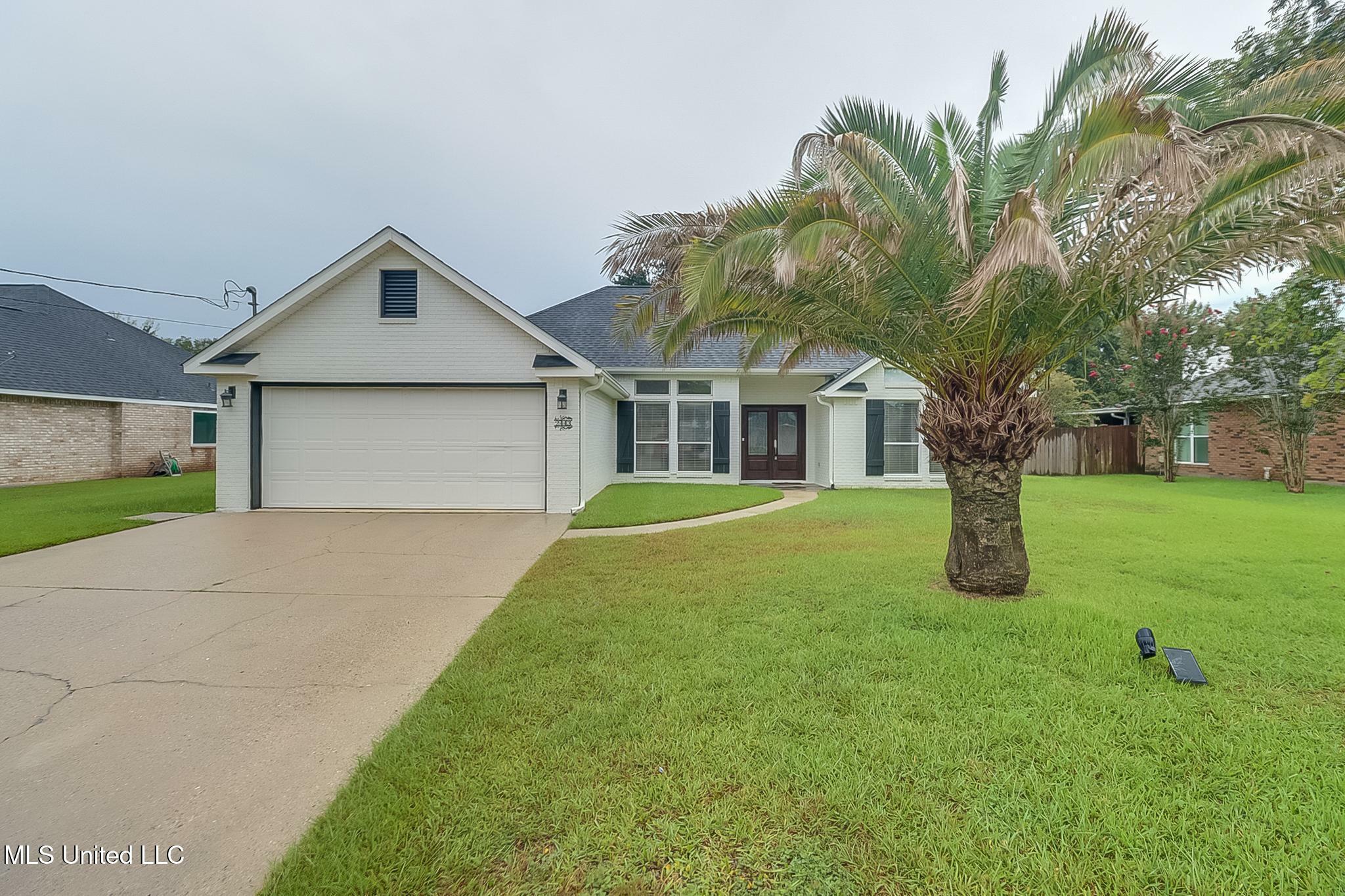 Property Photo:  2443 W W Shore Drive Drive  MS 39532 