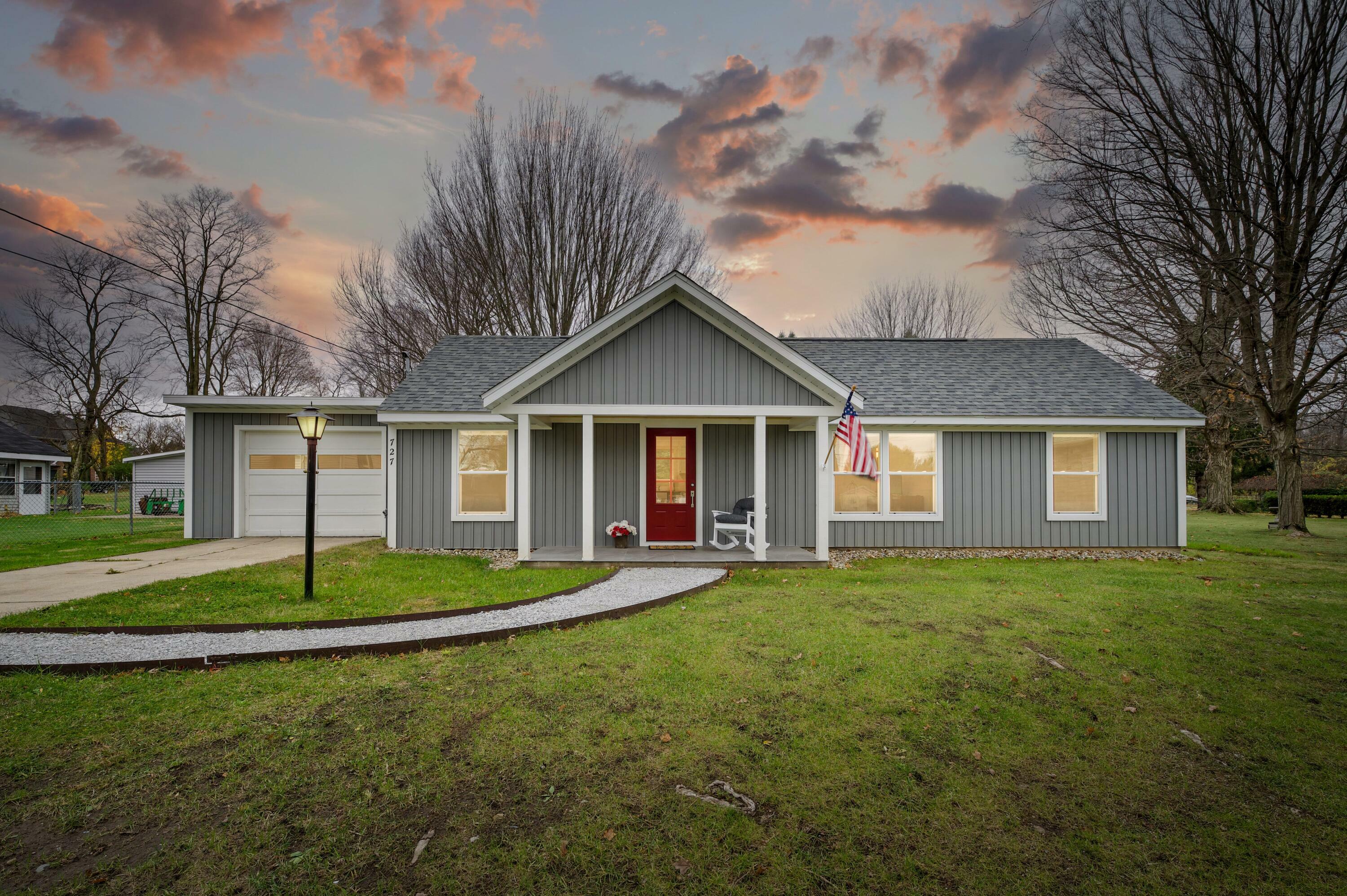Property Photo: 727 Chippewa Street MI 49107