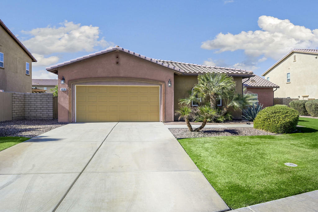 Property Photo:  41311 Keller Court  CA 92203 