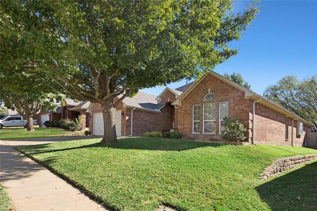 Property Photo:  4008 Bedington Lane  TX 76244 