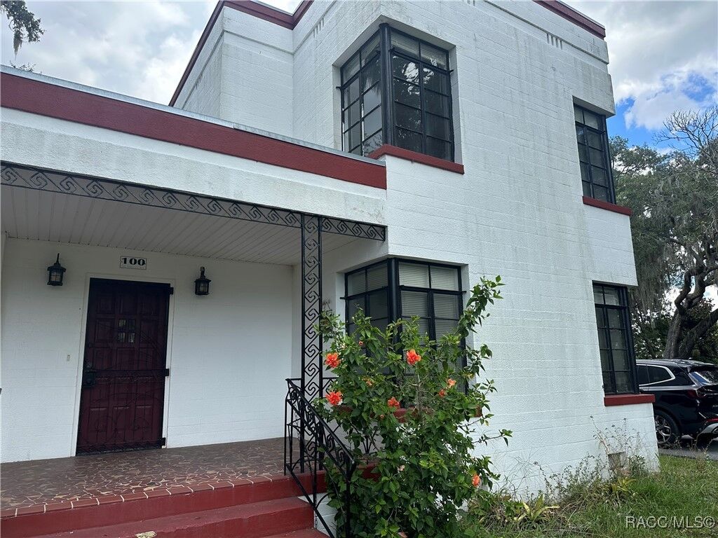 Property Photo:  30 NE Kings Bay Drive  FL 34429 