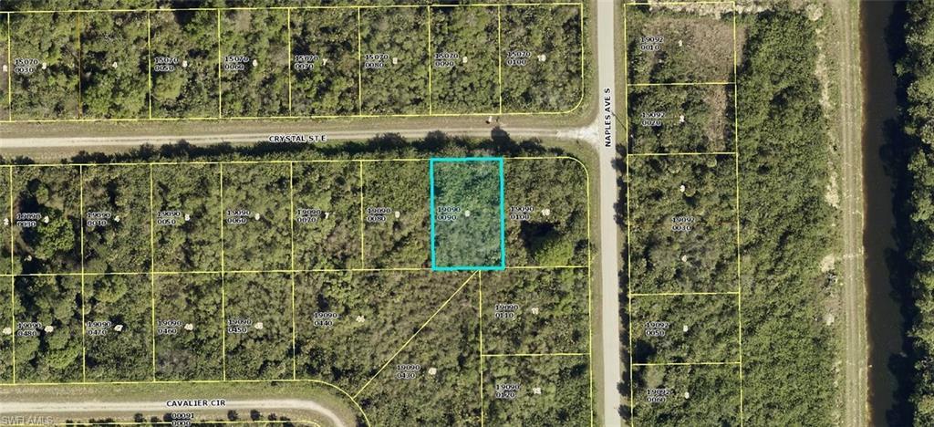 Property Photo: 1248 Crystal St E FL 33974