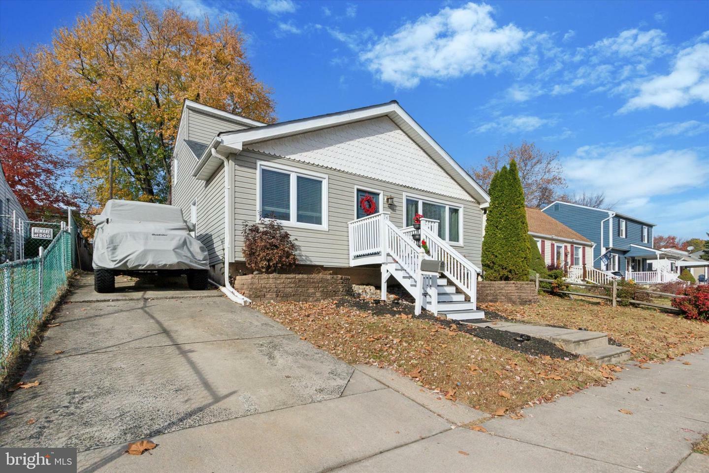 Property Photo:  74 S Martin Lane  PA 19074 