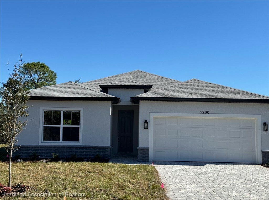 Property Photo:  5200 Belmar Drive  FL 33872 