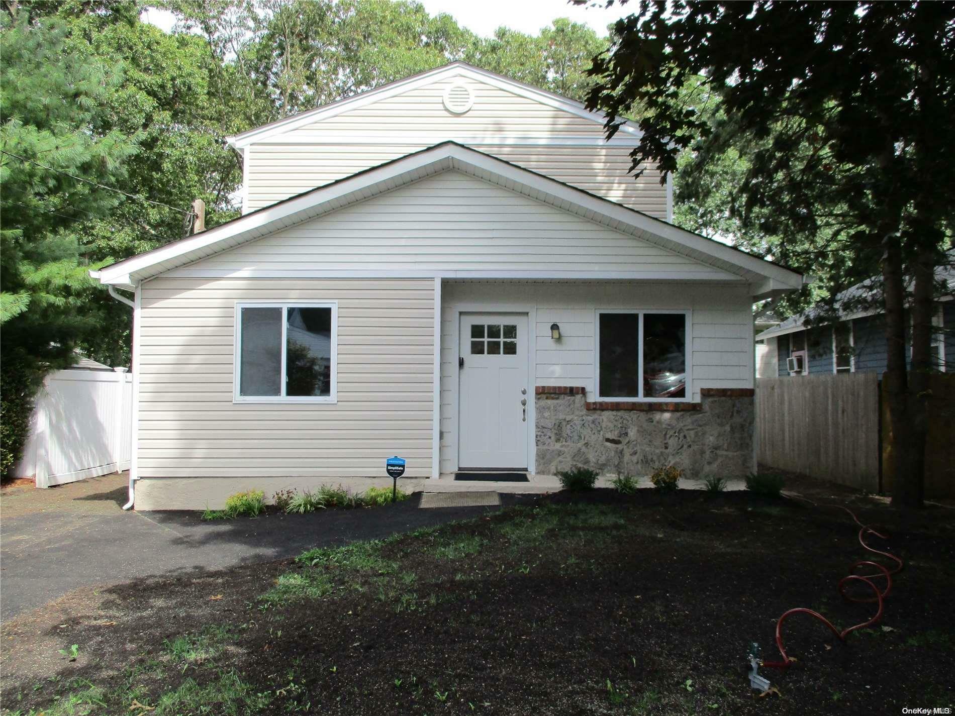 Property Photo:  59 Dana Avenue  NY 11950 