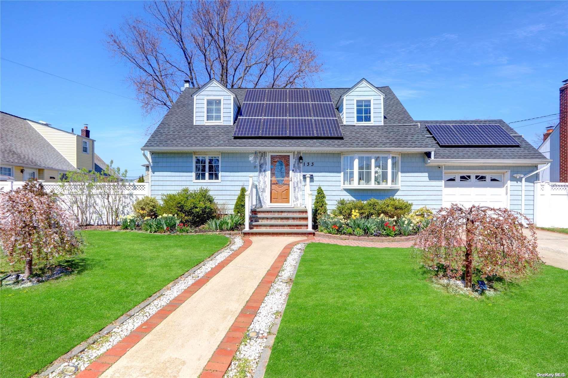 Property Photo:  133 Sullivan Avenue  NY 11735 
