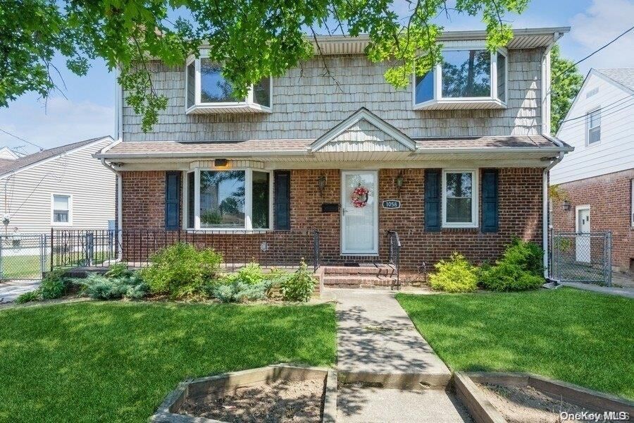 Property Photo:  1058 Propp Avenue  NY 11010 