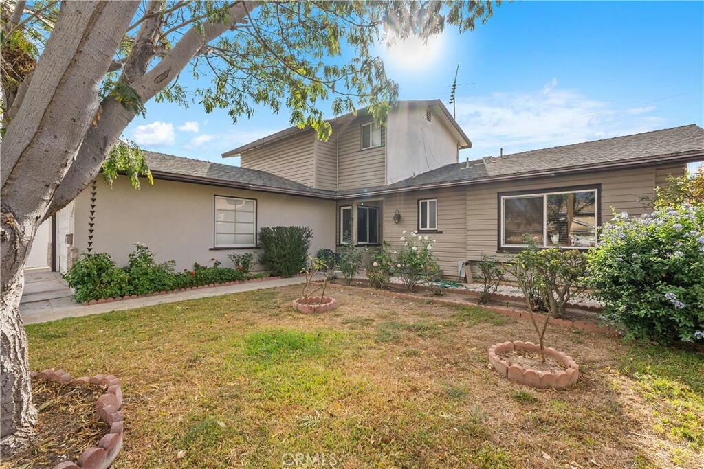 Property Photo:  575 Traverse Drive  CA 92626 