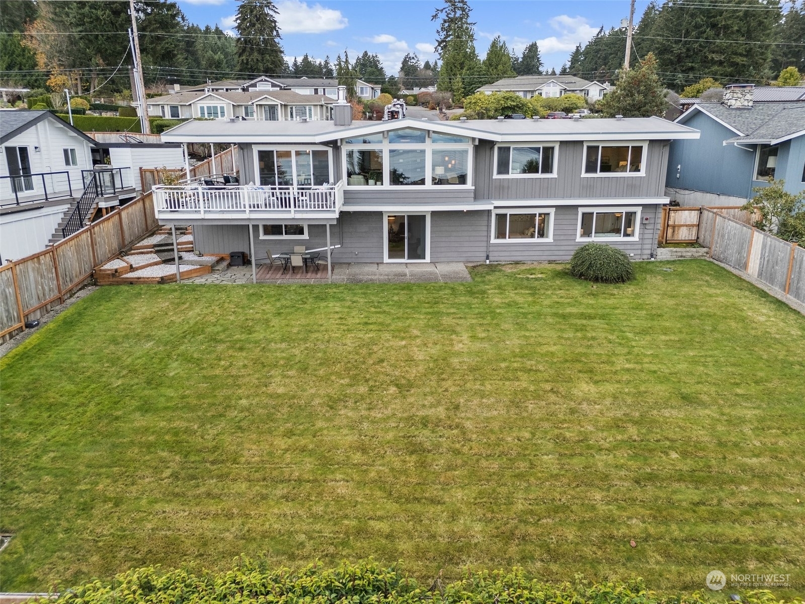 Property Photo:  6823  Soundview Drive  WA 98335 