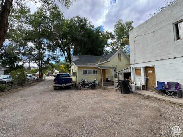 Property Photo: 437 S 100 W 1 UT 84701