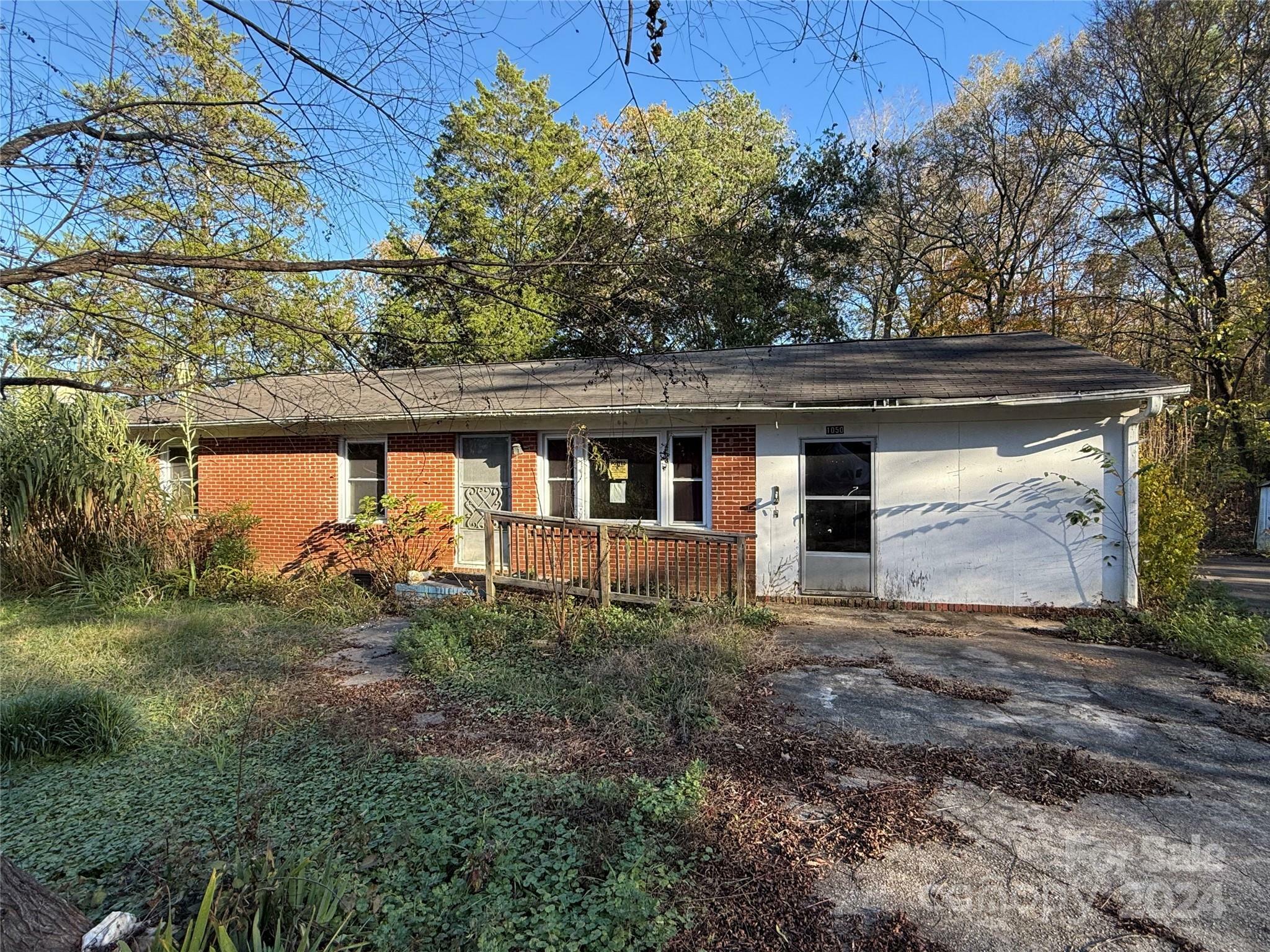 Property Photo:  1050 S Lake Drive  SC 29720 