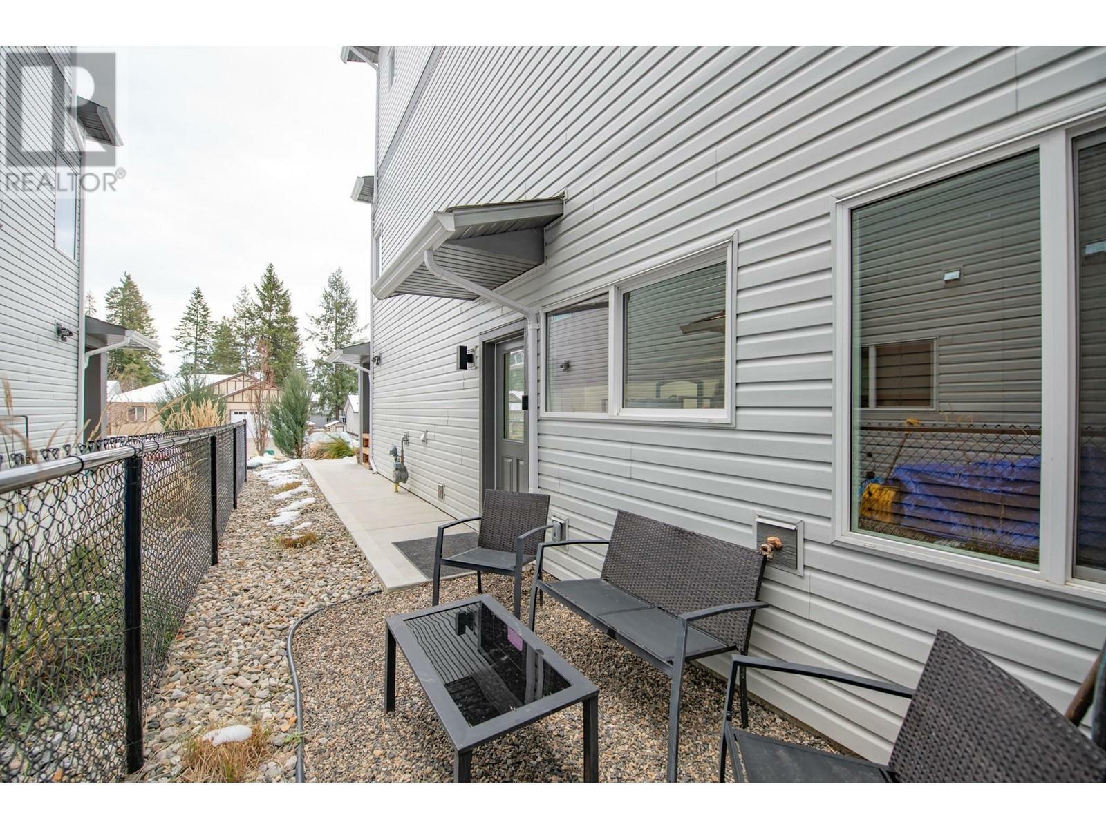 Property Photo:  2080 Mountain View Avenue 120  BC V0E 2G0 