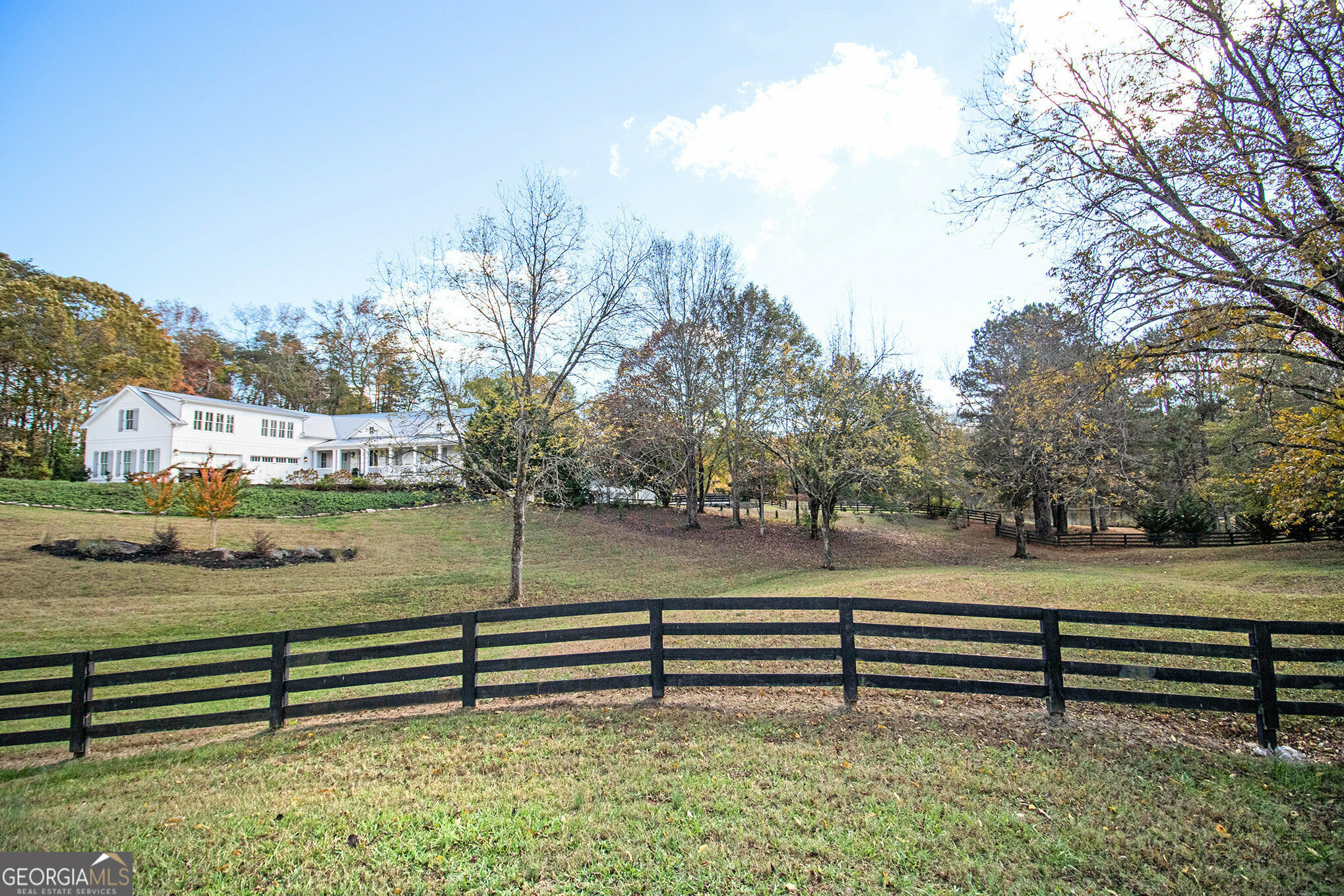 Property Photo:  1715 Sawnee Meadow Lane  GA 30040 