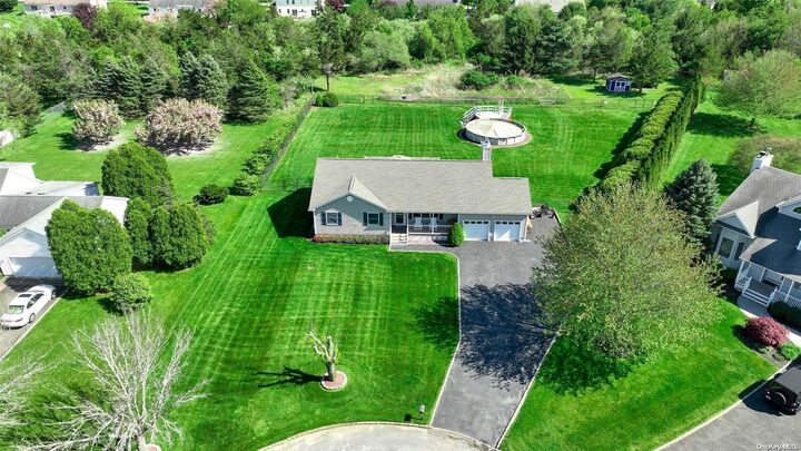 405 Old Field Court  Mattituck NY 11952 photo