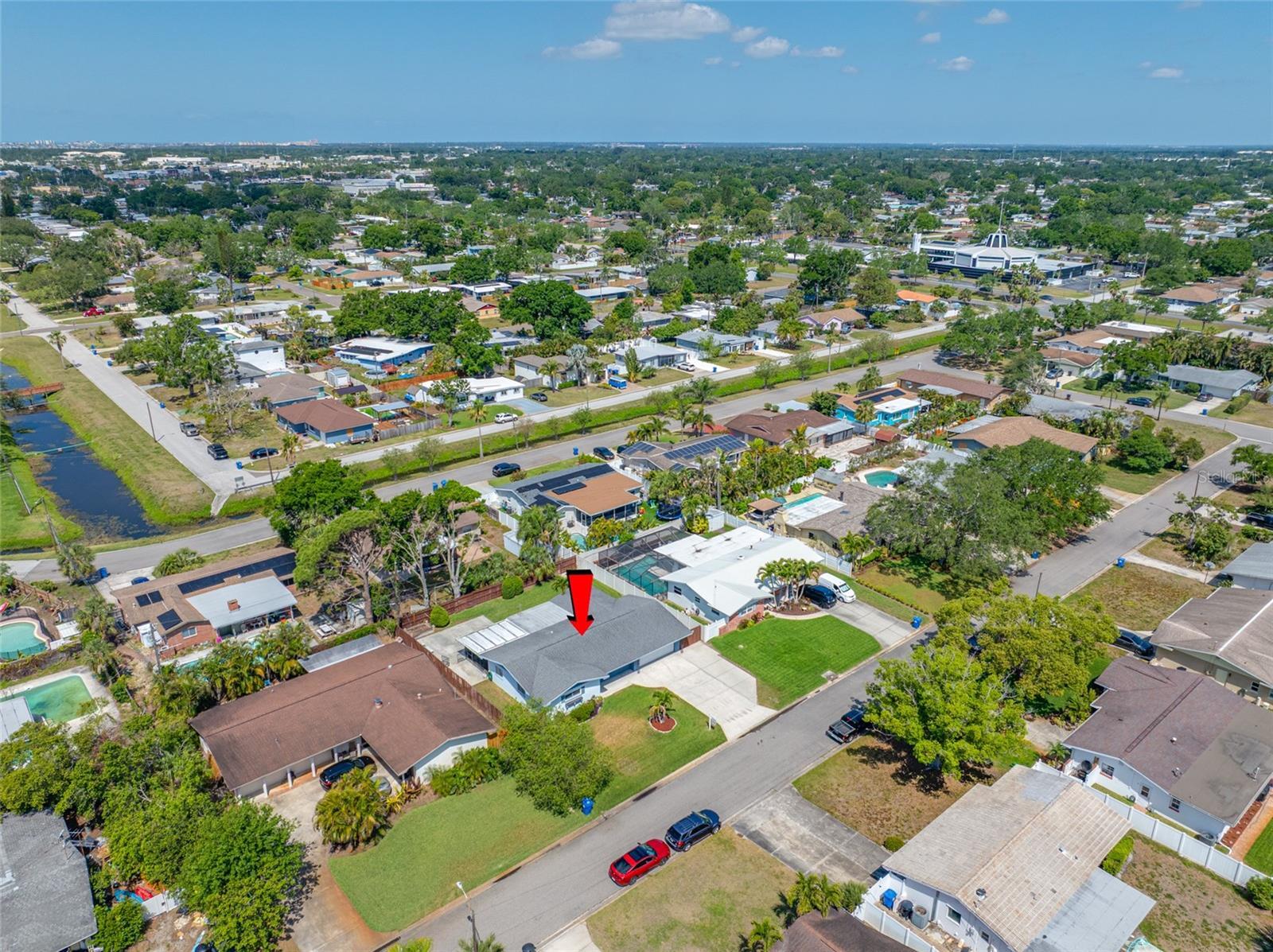 Property Photo: 1900 60th Way N FL 33710