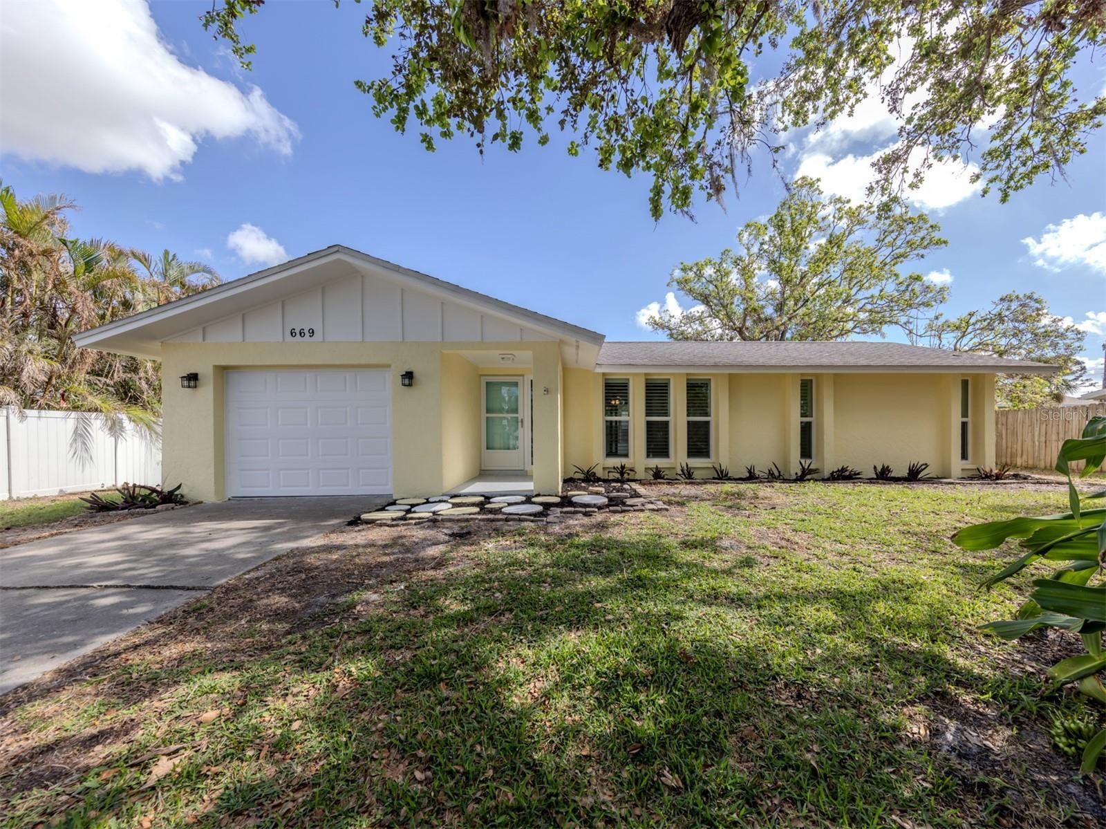 Property Photo: 669 Alligator Drive FL 34293