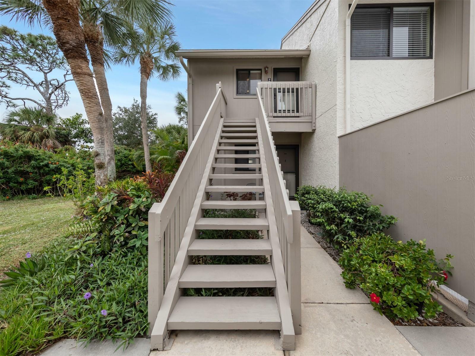 Property Photo:  610 Bird Bay Drive W 206  FL 34285 