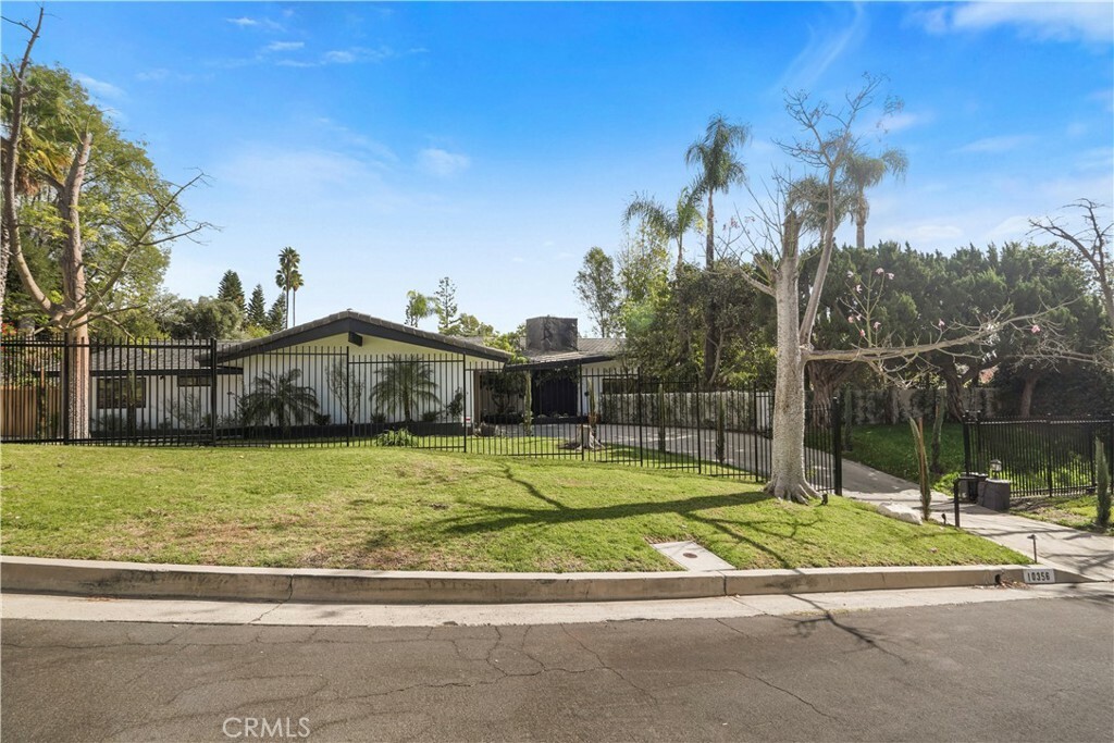 Property Photo:  10356 Claire Avenue  CA 91326 