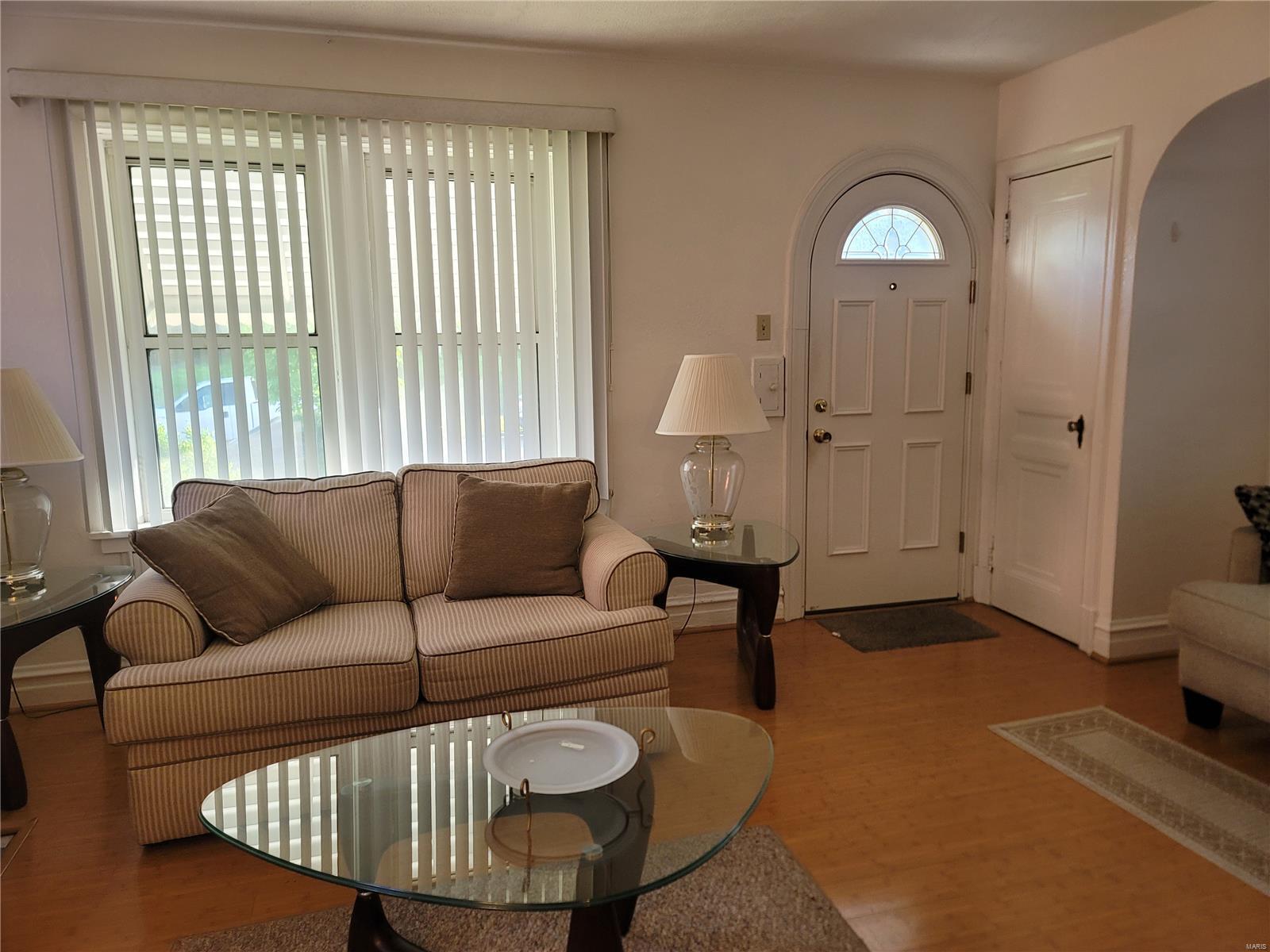 Property Photo: 4877 Calvin Avenue MO 63115