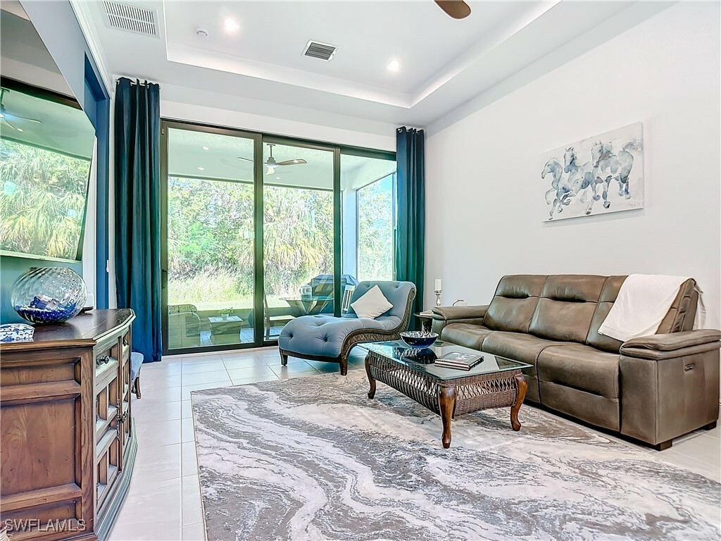 Property Photo: 108 SE Strada Cervaro FL 34952