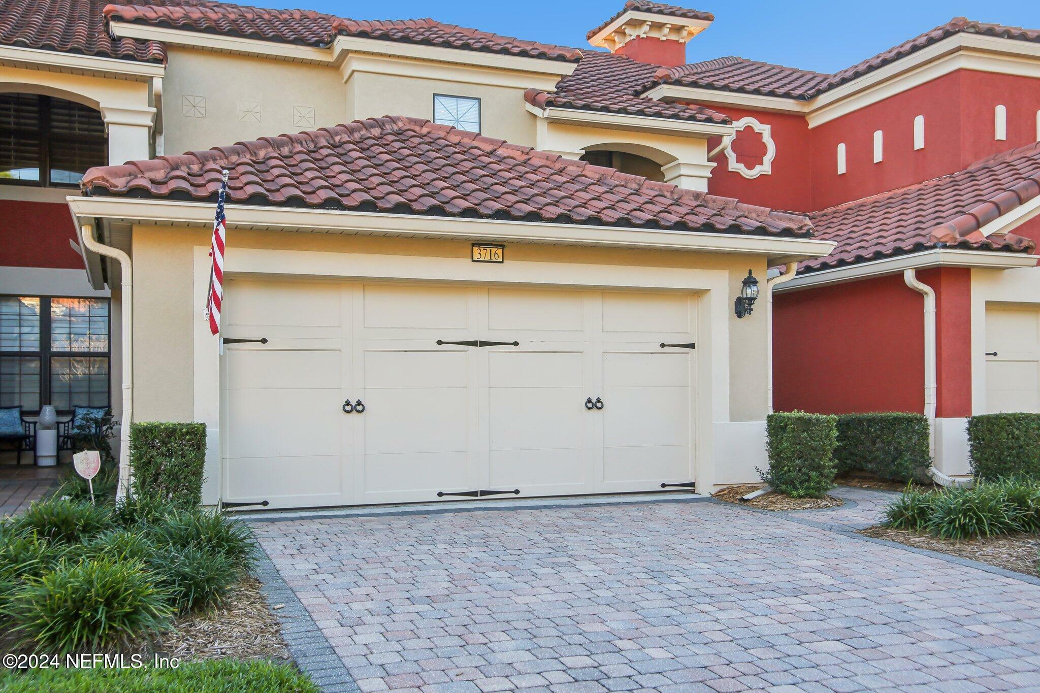 Property Photo:  3716 Casitas Drive  FL 32224 