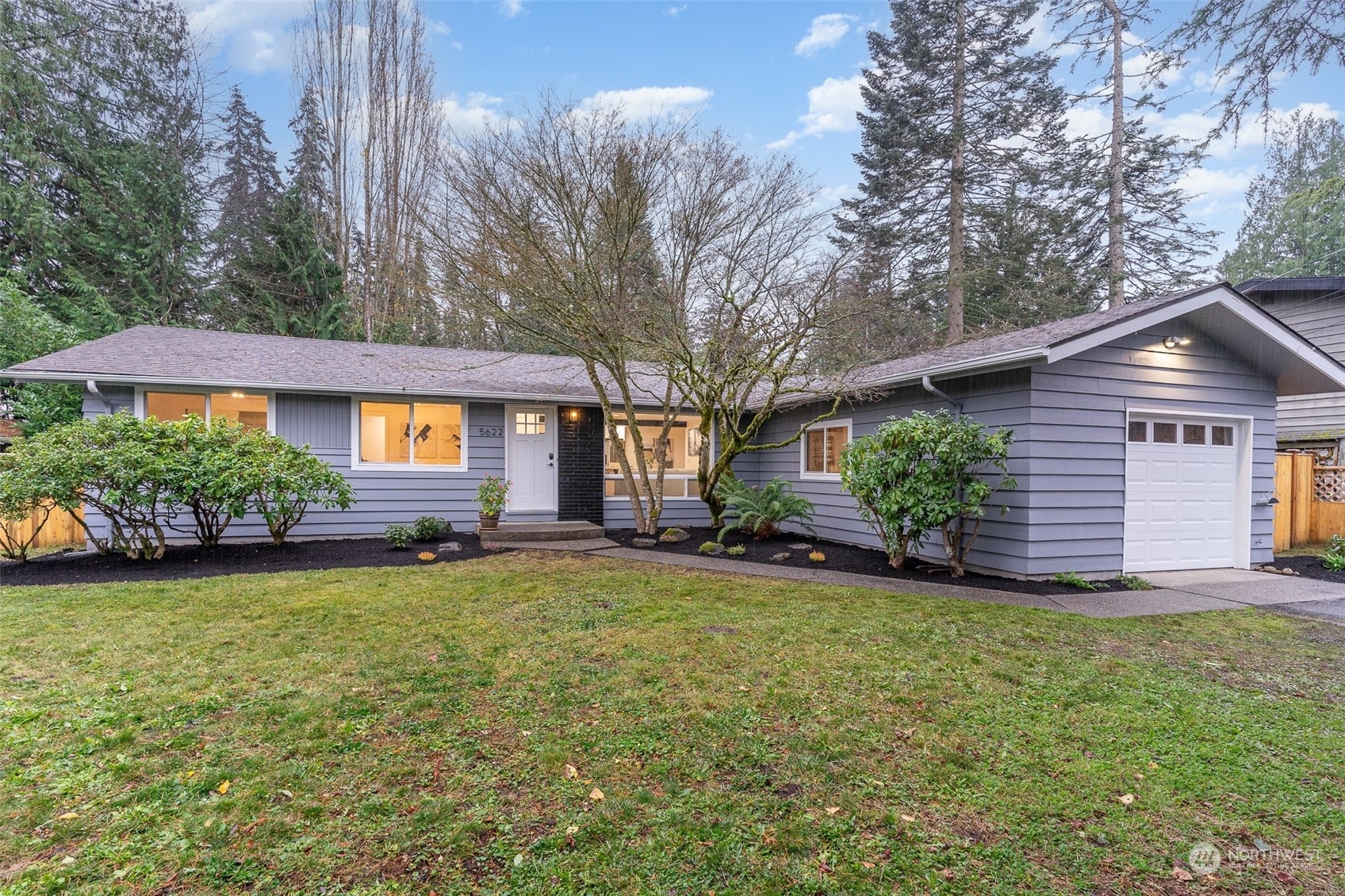 5622 157th Place SW  Edmonds WA 98026 photo