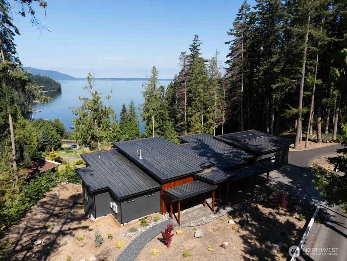 Property Photo:  166  Soundview Drive  WA 98229 