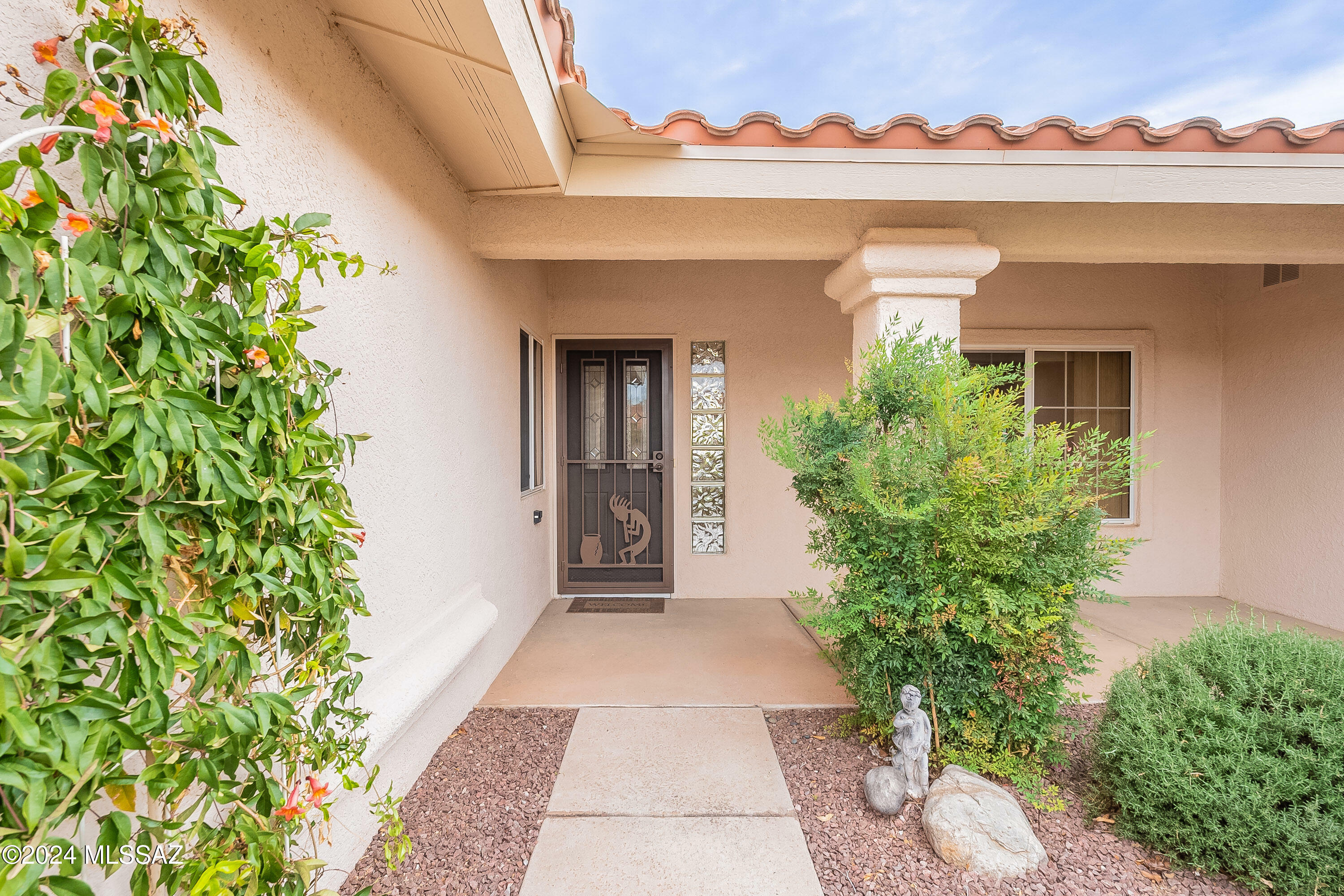 Property Photo:  14190 N Alyssum Way  AZ 85755 