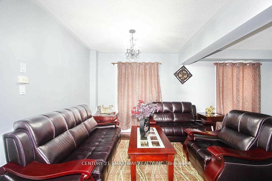 Property Photo:  58 Feather Reed Way  ON L6R 2Z9 