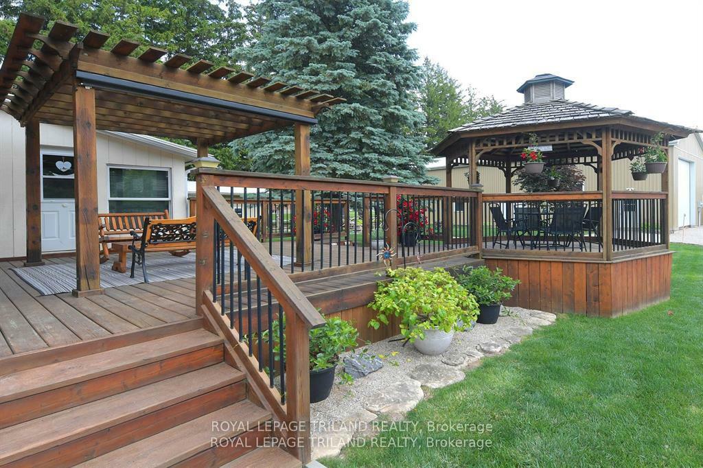 Photo de la propriété: 5103 Dundas Street ON N0M 2P0